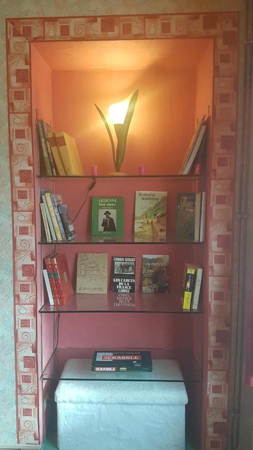 Le Point Du Jour Bed & Breakfast Revin  Dış mekan fotoğraf