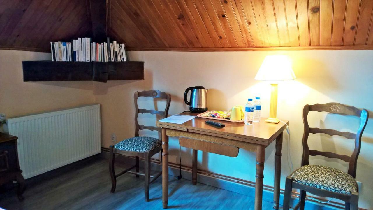 Le Point Du Jour Bed & Breakfast Revin  Dış mekan fotoğraf