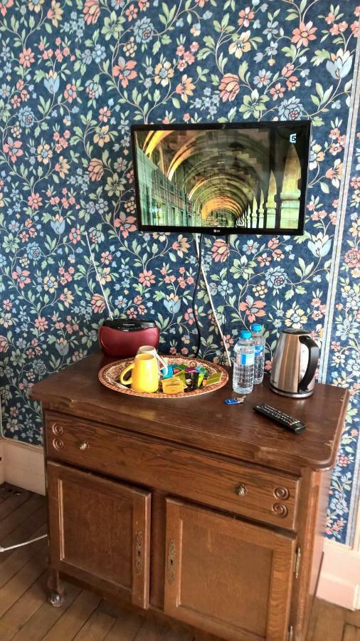 Le Point Du Jour Bed & Breakfast Revin  Dış mekan fotoğraf
