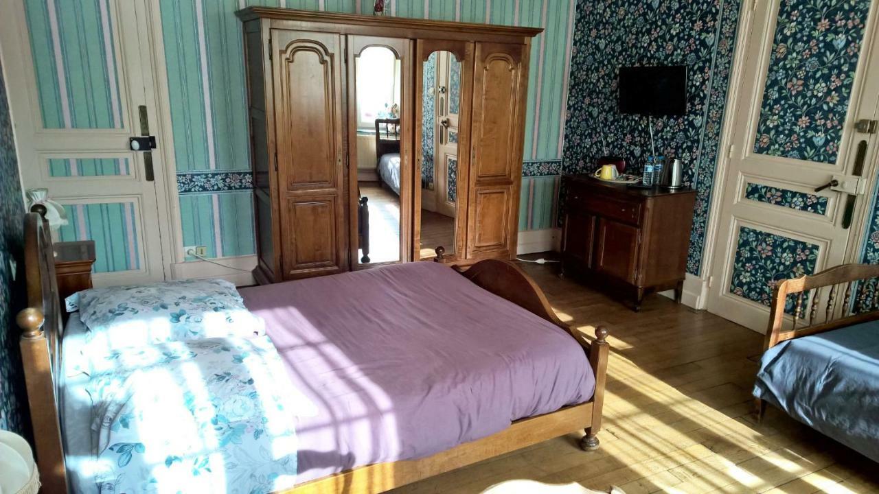 Le Point Du Jour Bed & Breakfast Revin  Dış mekan fotoğraf