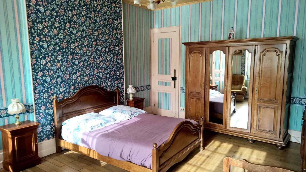 Le Point Du Jour Bed & Breakfast Revin  Dış mekan fotoğraf